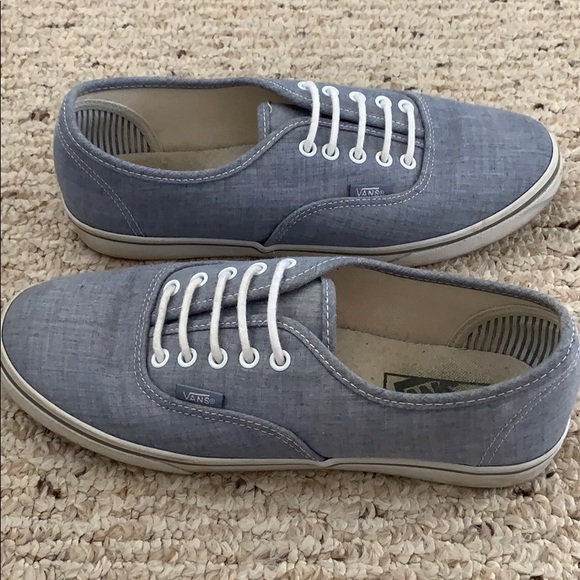 Vans - Picture 4 of 5